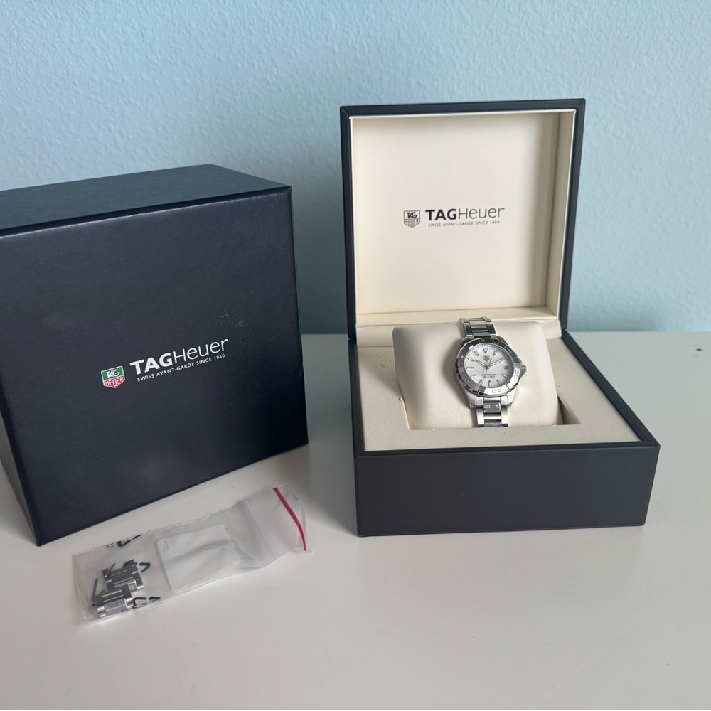 TAG Heuer Aquaracer WAY1312 Women’s Stainless Steel Watch – Needs Battery